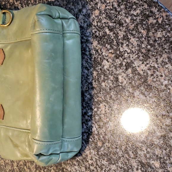 C.A.S. Leather Bag - Picture 6 of 16